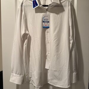 Haggar Men's Classic White Dress Shirt